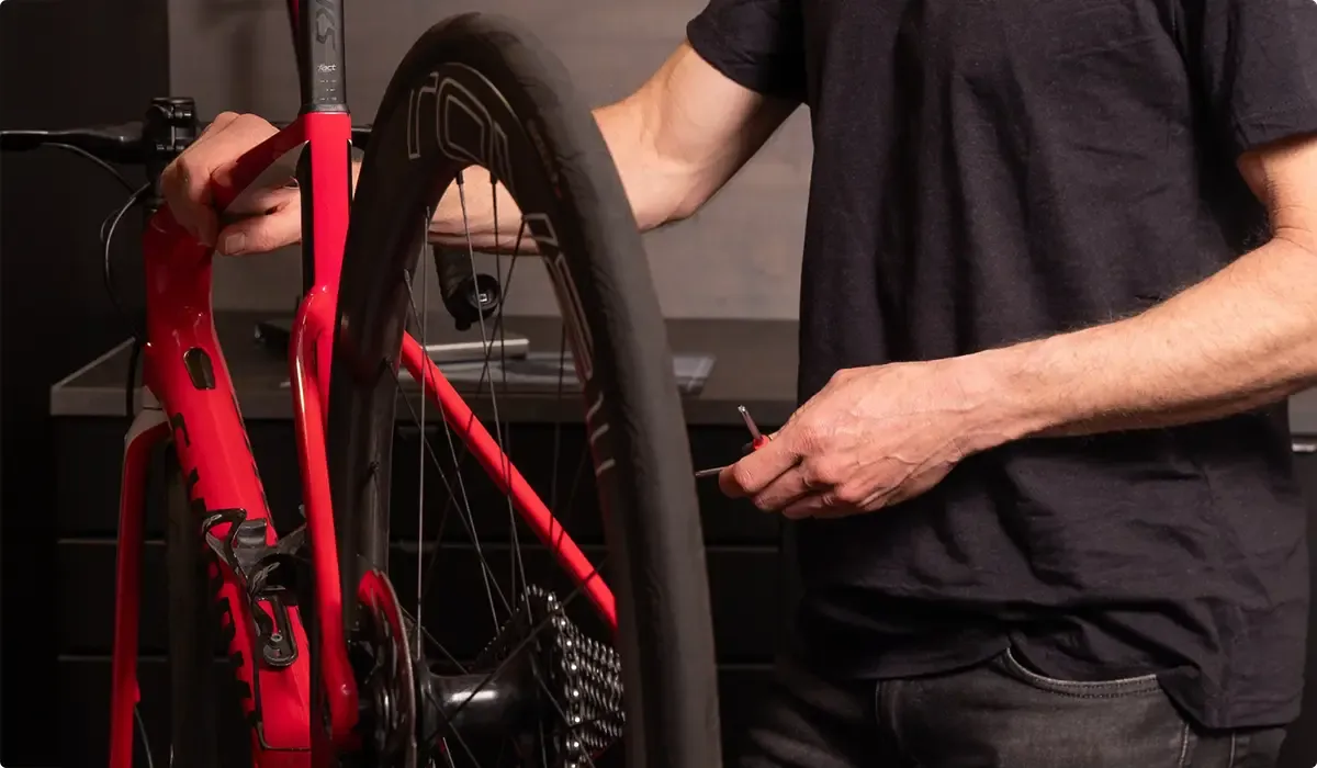 Outil Hozan C-702-14 Pour Filetage De Rayons De Vélo - En Acier - Neuf En Boîte - Fabriqué Au Japon